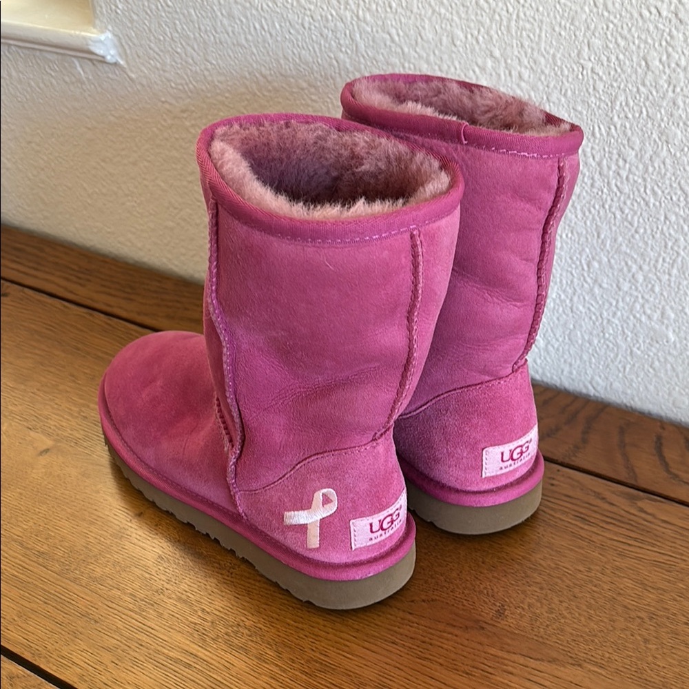 UGG Breast Cancer Fuchsia Winter Boots - Picture 2 of 4